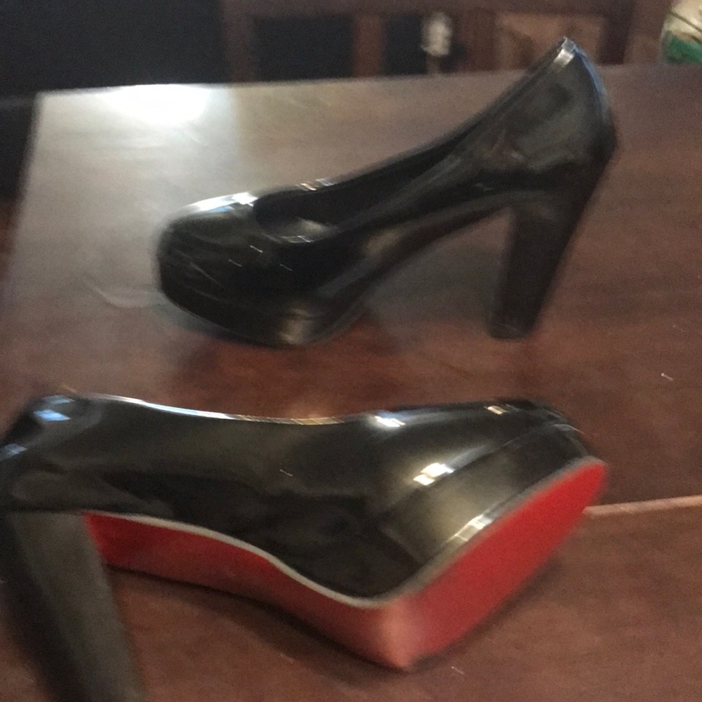 Shoes - Picture 2 of 2